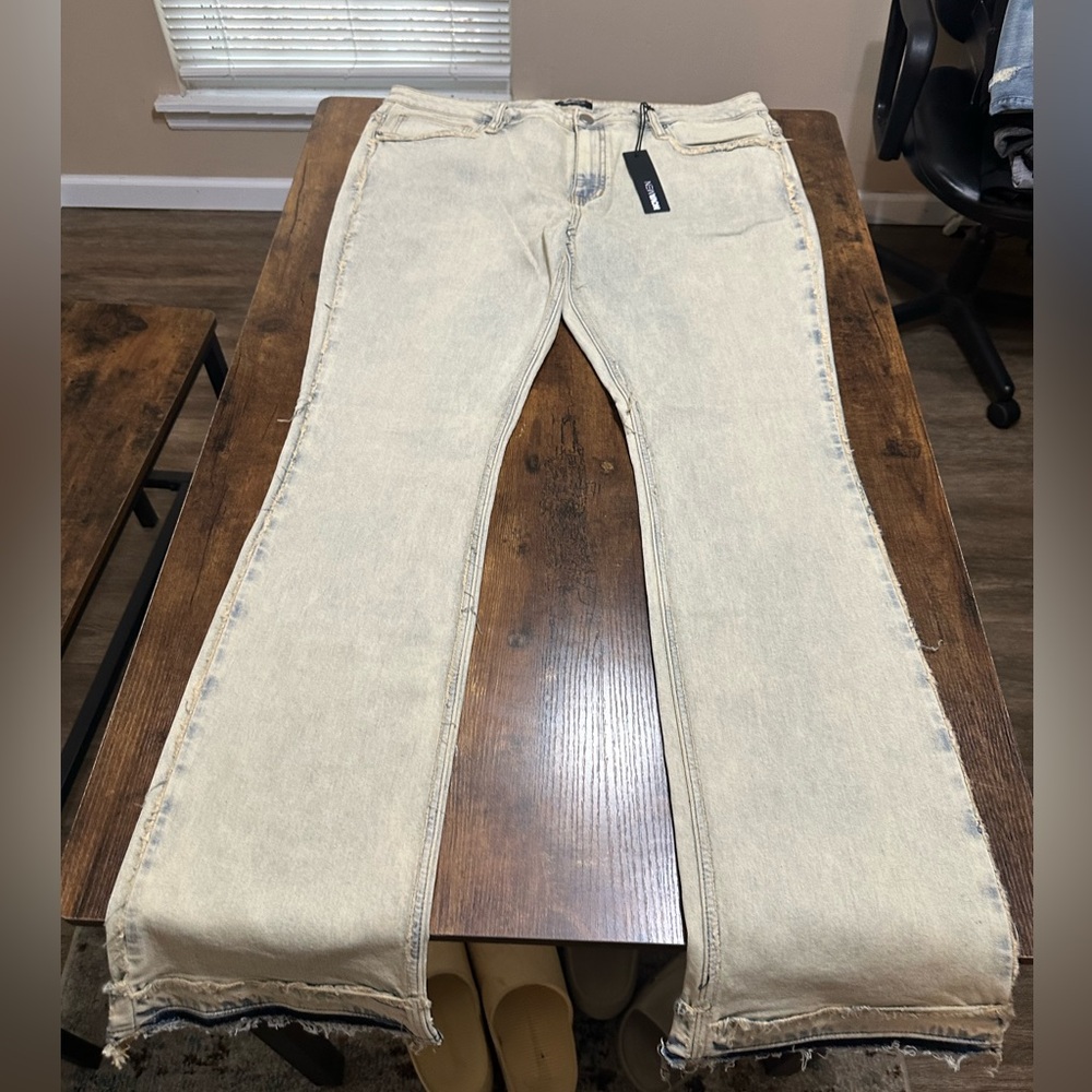 Fashion Nova Mens Jeans… size 40